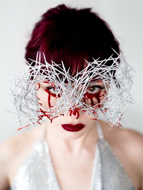 Thorn Glasses 1