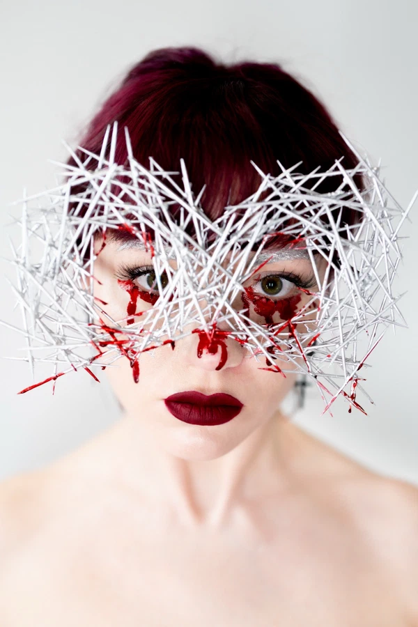 Thorn Glasses 6